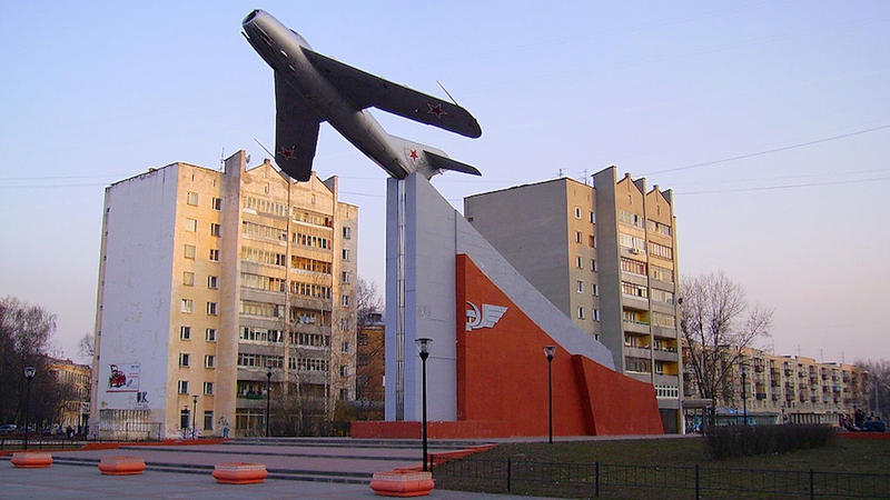 Illustration for article titled Fighter Planes That Became Battle-Scarred War Monuments